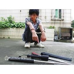 Nguyên tắc tiến hành hoạt động tố tụng vụ hình sự đối với người tham gia tố tụng là người dưới 18 tuổi
