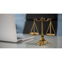 Tội xâm phạm hoạt động tư pháp là gì? Ví dụ, dấu hiệu và phân loại