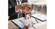 Nghĩa vụ trả thù lao cho tác giả sáng kiến và người tham gia tổ chức áp dụng sáng kiến lần đầu