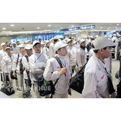 Doanh nghiệp dịch vụ xuất khẩu lao động yêu cầu người lao động ký quỹ có hợp pháp không ?