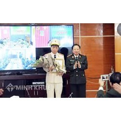Tiêu chuẩn các chức danh tổng giám đốc (giám đốc) và tổng biên tập nhà xuất bản theo quy định pháp luật hiện hành