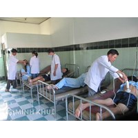 Đang bị áp dụng biện pháp đưa vào cơ sở cai nghiện bắt buộc bị bệnh nặng gia đình có được đón về điều trị không?