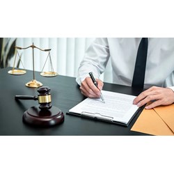 Cổ đông khởi kiện người quản lý công ty trong công ty cổ phần trong những trường hợp nào?