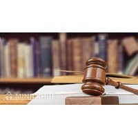 Người thừa kế của người quản lý tài sản (đã chết) có quyền kiện đòi lại đất không ?