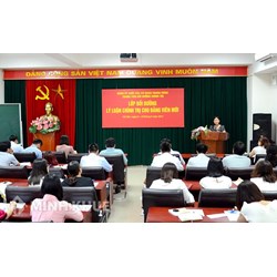 Tiêu chuẩn đối tượng tham gia đào tạo cao cấp, trung cấp, sơ cấp lý luận chính trị