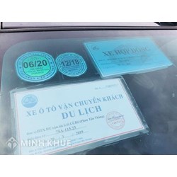 Loại xe ô tô kinh doanh vận tải nào phải dán phù hiệu?