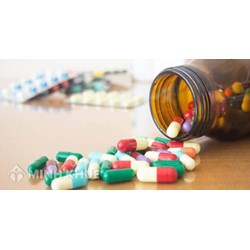 Nguyên tắc, thẩm quyền phê duyệt kế hoạch lựa chọn nhà thầu, hồ sơ mời thầu, hồ sơ yêu cầu trong mua thuốc, vật tư y tế ?