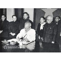 Những đặc trưng của Nhà nước và pháp luật Việt Nam theo tư tưởng Hồ Chí Minh