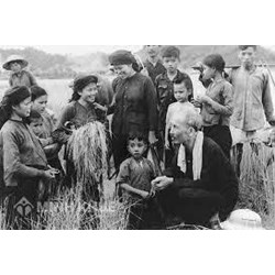 Quan điểm của Hồ Chí Minh về quyền con người