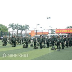 Các tội xâm phạm quan hệ chỉ huy, phục tùng trong quân đội