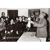 Quan niệm trong tư tưởng Hồ Chí Minh về chủ nghĩa cá nhân