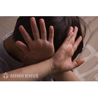 Cha mẹ cố ý bỏ rơi trẻ em có thể bị phạt hành chính đến 25 triệu đồng