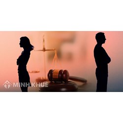 Nguyên tắc giải quyết tài sản của vợ chồng khi ly hôn theo quy định của Luật Hôn nhân và gia đình năm 2014.