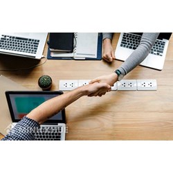 Những rủi ro pháp lý khi ký hợp đồng cộng tác viên, hợp đồng chuyên gia theo luật lao động mới ?