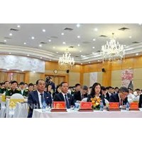 Hạn chế trong việc bảo đảm điều kiện vật chất và trách nhiệm nghề nghiệp của một số bộ phận cán bộ.