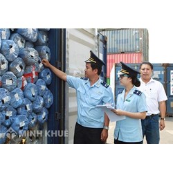 Quản lý rủi ro trong hoạt động nghiệp vụ hải quan.