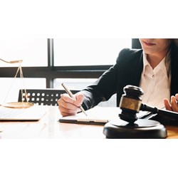 Công ty trả không đủ lương, trả lương không đúng thời hạn thì người lao động có quyền đơn phương chấm dứt hợp đồng lao động hay không ?