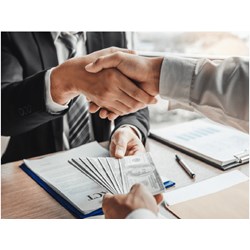 Khi người lao động tạm thời nghỉ việc để thực hiện nghĩa vụ công dân 01 tuần và có để nghị người sử dụng lao động tạm ứng tiền lương. Vậy, người sử dụng lao động có bắt buộc phải tạm ứng tiền lương cho người lao động hay không ?