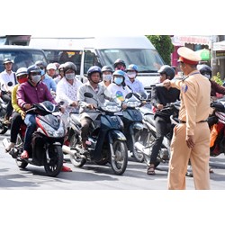 Để truy cứu trách nhiệm hình sự đối với tội vi phạm quy định về tham gia giao thông đường bộ theo Điều 260 Bộ luật Hình sự năm 2015 thì phải có hậu quả thiệt hại xảy ra ?