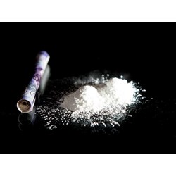 Điều kiện truy cứu trách nhiêm hình sự về hành vi mua bán trái phép chất ma túy?