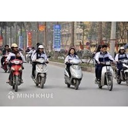 Mức phạt người điều khiển xe máy chuyên dùng không đáp ứng đủ điều kiện?