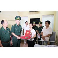 Xử lý về tội làm nhục, hành hung người chỉ huy hoặc cấp trên.