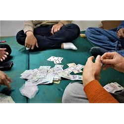 Có mặt trong chỗ đánh bạc có bị truy cứu trách nhiệm hình sự không?
