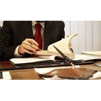 Phân biệt giữa kiểm tra văn bản và rà soát văn bản? Hoạt động tự kiểm tra văn bản quy phạm pháp luật của cơ quan nhà nước có thẩm quyền?