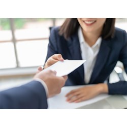 Lương thử việc có được thấp hơn mức lương tối thiểu vùng nơi người lao động làm việc không?
