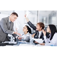 Khi người lao động không đồng ý với hình thức xử lý kỷ luật của công ty thì công ty có được tiến hành xử lý kỷ luật hay không?