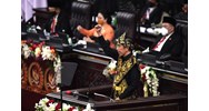 Hệ thống pháp luật Indonesia có sự pha trộn giữa các đặc trưng của Họ pháp luật Hồi giáo, Họ pháp luật Civil Law và tập quán bản địa