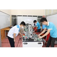 các hành vi bị nghiêm cấm trong quan hệ lao động ?