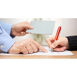 Hợp đồng dịch vụ pháp lý là gì? Đặc điểm của hợp đồng dịch vụ pháp lý