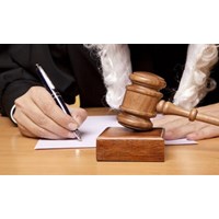 Chủ thể nào có quyền yêu cầu Tòa án tuyên bố giao dịch dân sự vô hiệu do giả tao?