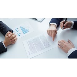 Các thỏa thuận trái pháp luật khi ký hợp đồng lao động?