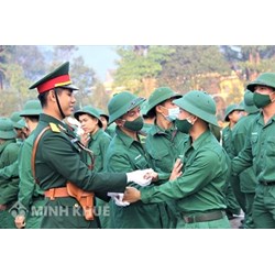 Mức phạt khi không có mặt đúng thời gian, địa điểm theo giấy gọi khám nghĩa vụ quân sự?
