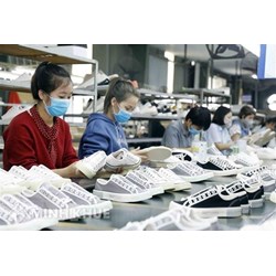 Thủ tục đăng ký làm thêm 300 giờ/năm áp dụng với doanh nghiệp?