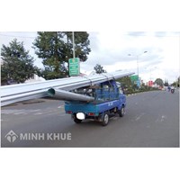 Hàng cồng kềnh là gì? Ô tô chở hàng cồng kềnh bị phạt bao nhiêu?
