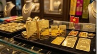 Vàng SJC là gì? Vì sao vàng SJC đắt hơn vàng 9999?