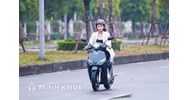 Người lái xe phải giảm tốc độ trong trường hợp nào khi lưu thông?