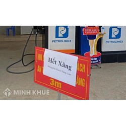 Cây xăng găm hàng đợi lên giá để trục lợi bị phạt tiền hay phạt tù?