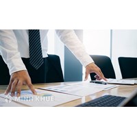 Làm giám đốc công ty có cần bằng đại học không? Khi nào cần bằng?