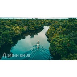 Dòng chảy của sông trong năm được gọi là gì?