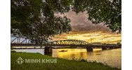Cảm nhận vẻ đẹp sông Hương ở trong lòng thành phố Huế hay nhất