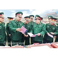 Phẩm chất chính trị là gì? Nhưng tiêu chuẩn phẩm chất chính trị?