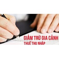 Cha mẹ bao nhiêu tuổi thì được giảm trừ gia cảnh?
