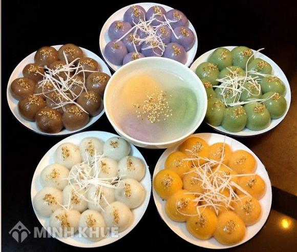 Tại sao bánh trôi và bánh chay lại được coi là món ăn truyền thống của ngày Tết Hàn thực?