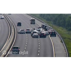 Mức xử phạt với lỗi dừng đỗ trên cao tốc bị phạt bao nhiêu tiền?