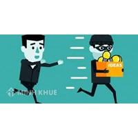 Xâm phạm quyền tác giả trên internet bị phạt tiền hay phạt tù?