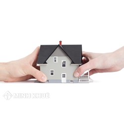 Khiếu nại việc cấp Giấy chứng nhận quyền sử dụng đất ở đâu?